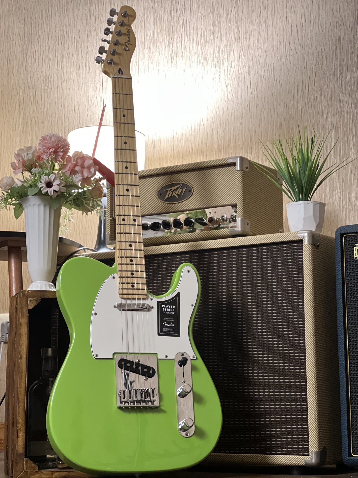 Fender Limited Edition Player Telecaster with Maple FB in Electron Green