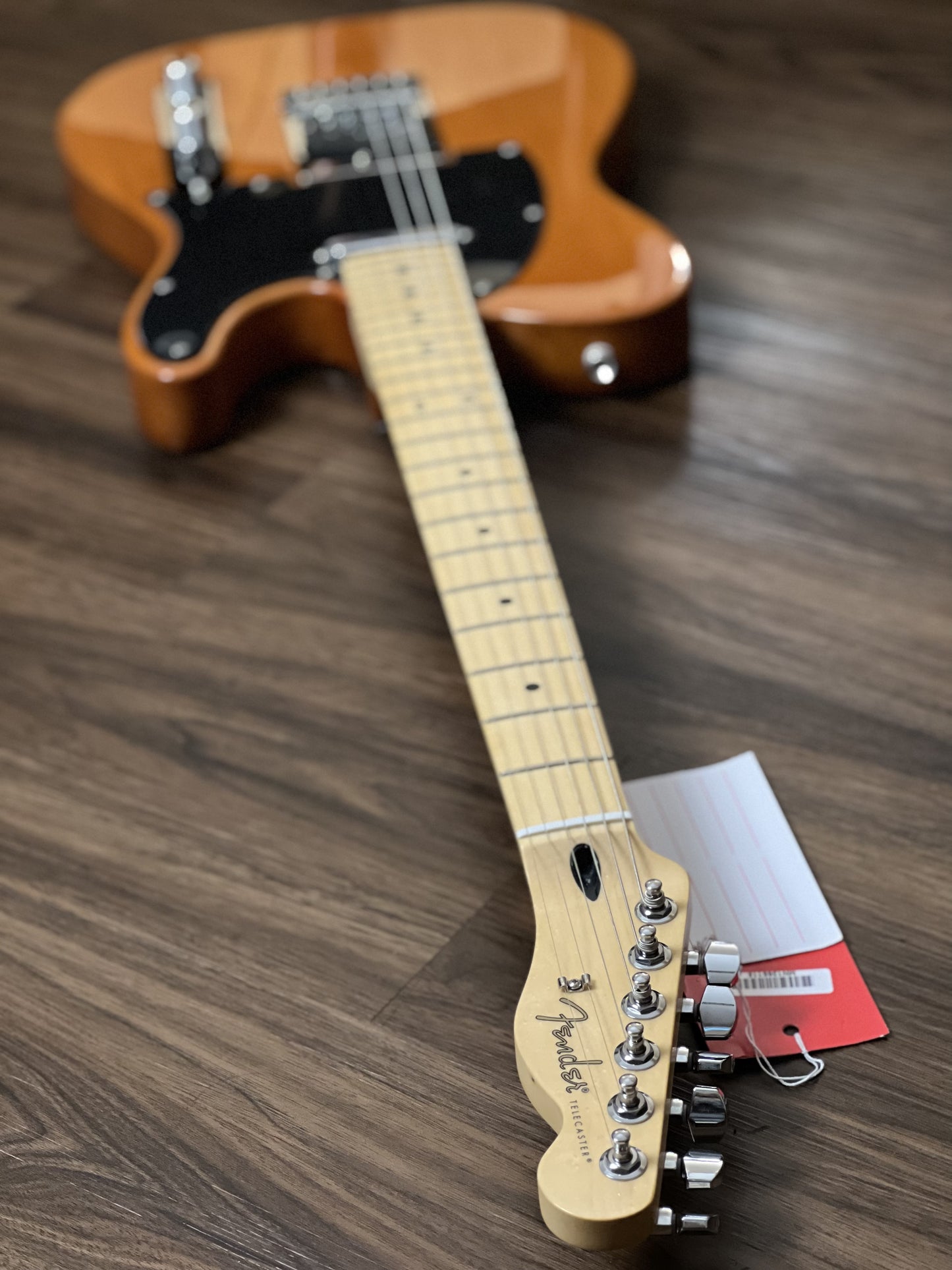 Fender Player Mustang PJ Bass with Maple FB in Sienna Sunburst