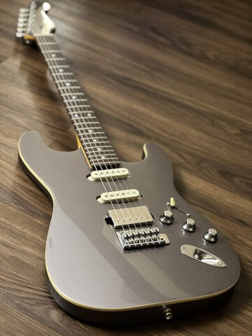 Fender Aerodyne Special Stratocaster HSS with RW FB in Dolphin Gray Metallic
