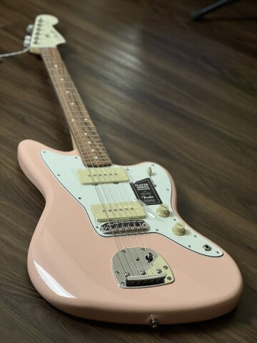 Fender Limited Edition Player Jazzmaster พร้อม Pau Ferro FB สี Shell Pink