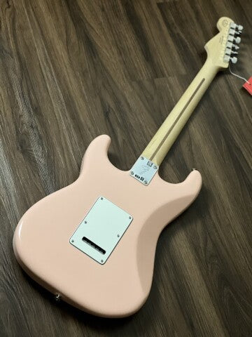 Fender Limited Edition Player Stratocaster with Maple FB in Shell Pink