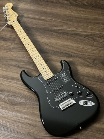 Fender Limited Edition Player Stratocaster HSS with Maple FB in Black