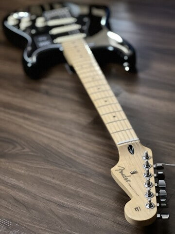 Fender Limited Edition Player Stratocaster with Maple FB in Black