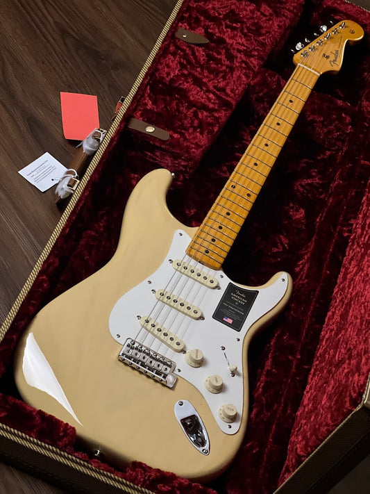 Fender American Vintage II 57 Stratocaster พร้อม Maple FB สี Vintage Blonde