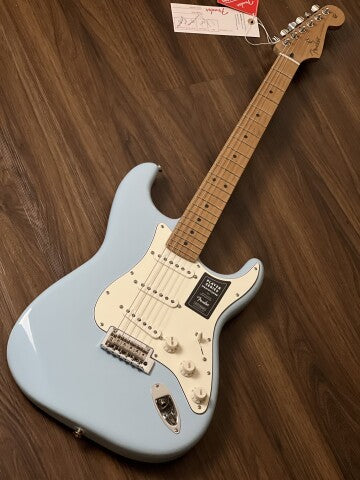 Fender Limited Edition Player Stratocaster พร้อม Roasted Maple FB สี Sonic Blue