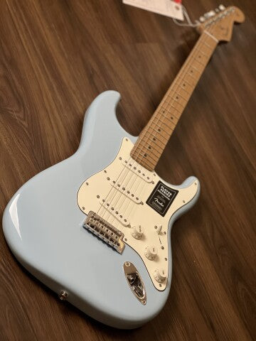 Fender Limited Edition Player Stratocaster พร้อม Roasted Maple FB สี Sonic Blue