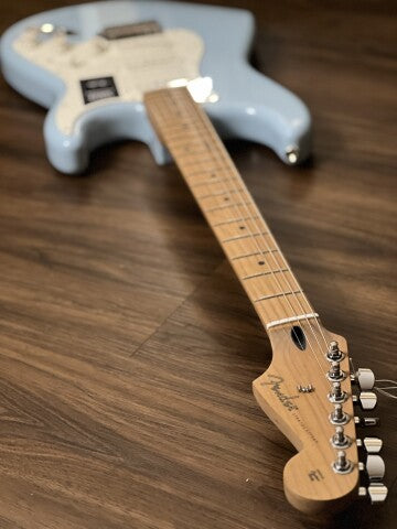 Fender Limited Edition Player Stratocaster พร้อม Roasted Maple FB สี Sonic Blue