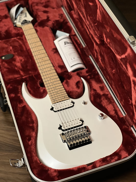 Ibanez Prestige RGD3127-PWF 7-String w/ Case in Pearl White Flat