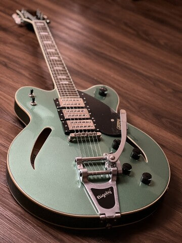 Gretsch FSR G2627T Streamliner Center Block 3 ปิ๊กอัพพร้อม Bigsby สี Georgia Green