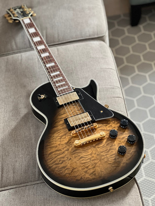 Tokai Love Rock Custom Shop LC-136S Q in Cobra Burst with AAAA Quilted Top