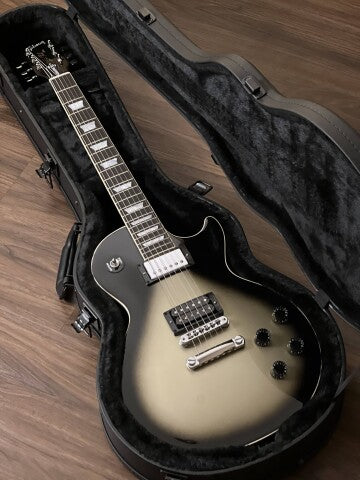 Gibson Adam Jones Les Paul Standard ในสี Antique Silverburst