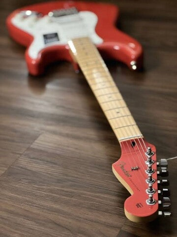 Fender Player HSS Stratocaster with Maple FB in Fiesta Red with Matching Headstock