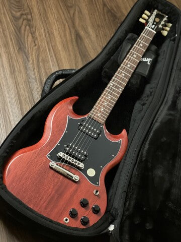 Gibson SG Tribute in Vintage Cherry Satin with Gigbag