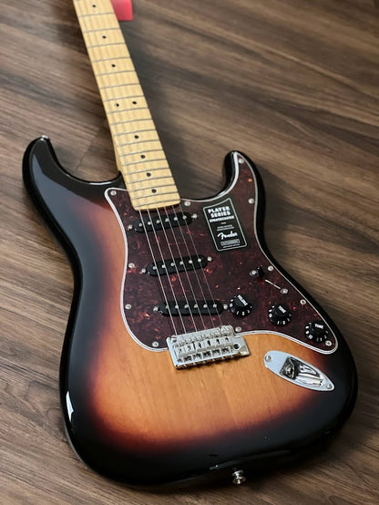 Fender Limited Edition Player Stratocaster with Maple FB in 3-Tone Sunburst