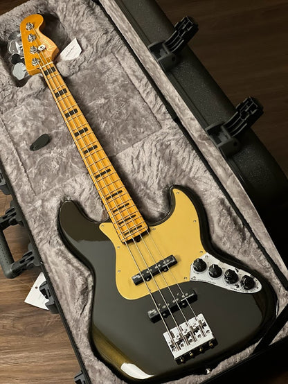 Fender American Ultra Jazz Bass Guitar with Maple FB in Texas Tea