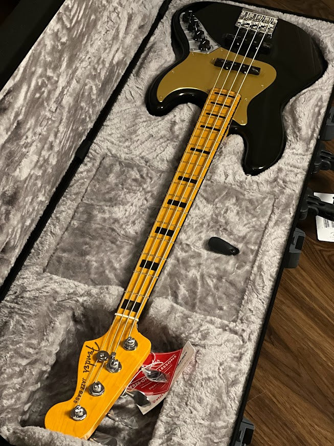 Fender American Ultra Jazz Bass Guitar with Maple FB in Texas Tea