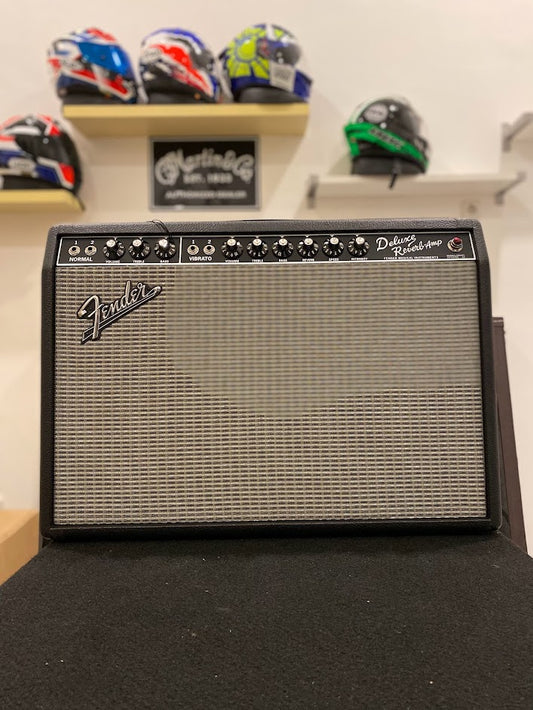 Fender 65 Deluxe Reverb Tube แอมป์กีต้าร์คอมโบ 230V