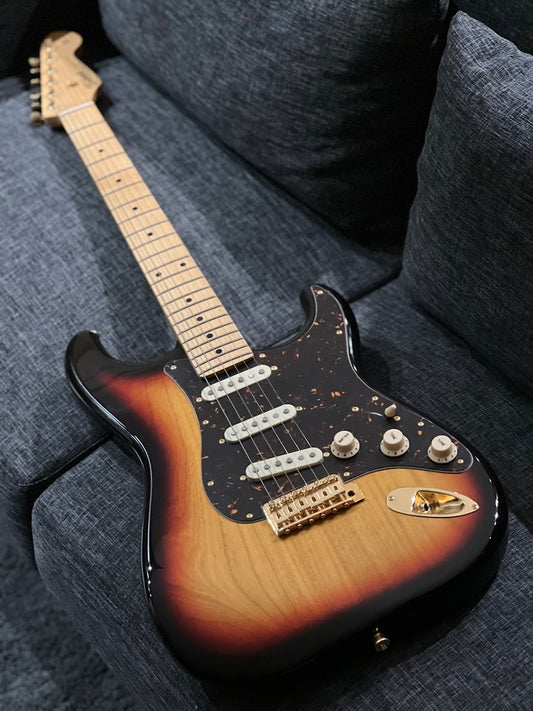 Tokai AST-95 GH YS/M Goldstar Sound Japan in Yellow Sunburst 190598