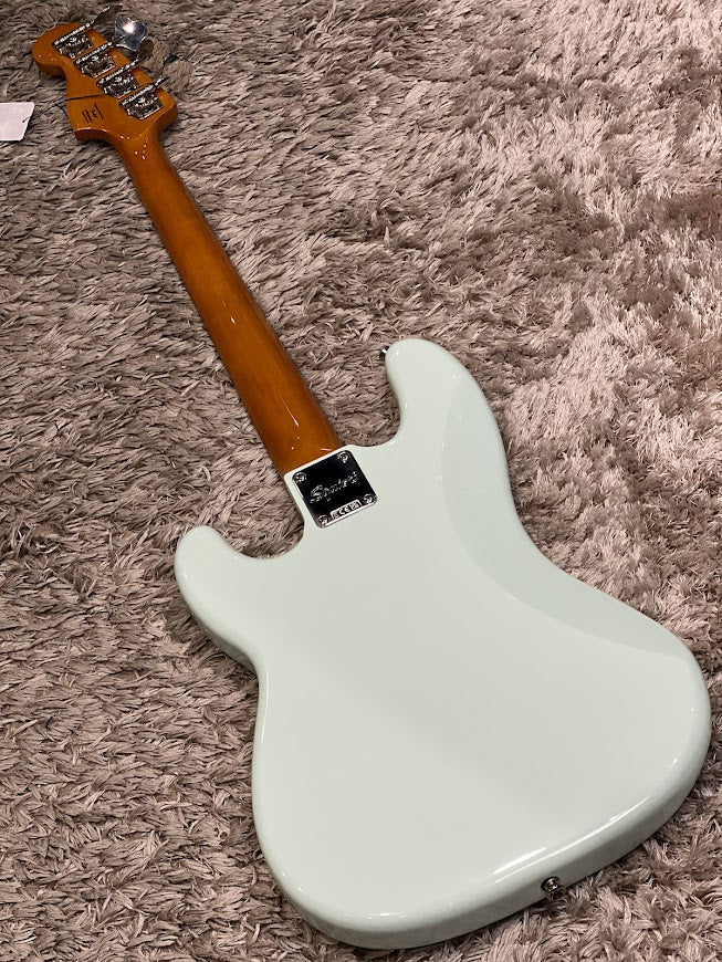 Squier FSR Classic Vibe 60s Precision Bass Guitar พร้อม Laurel FB สี Sonic Blue