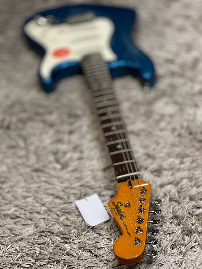 Squier Classic Vibe 60s Stratocaster with Laurel FB in Lake Placid Blue