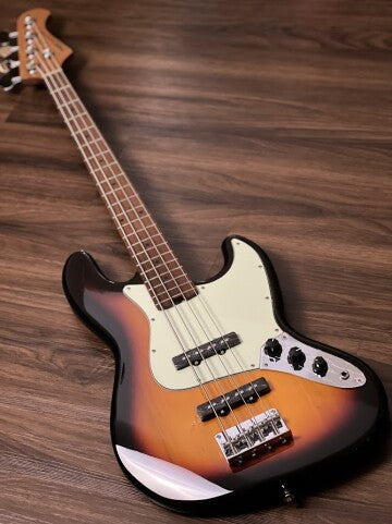 SQOE SJB600 ROASTED MAPLE SERIES IN 3-Tone Sunburst