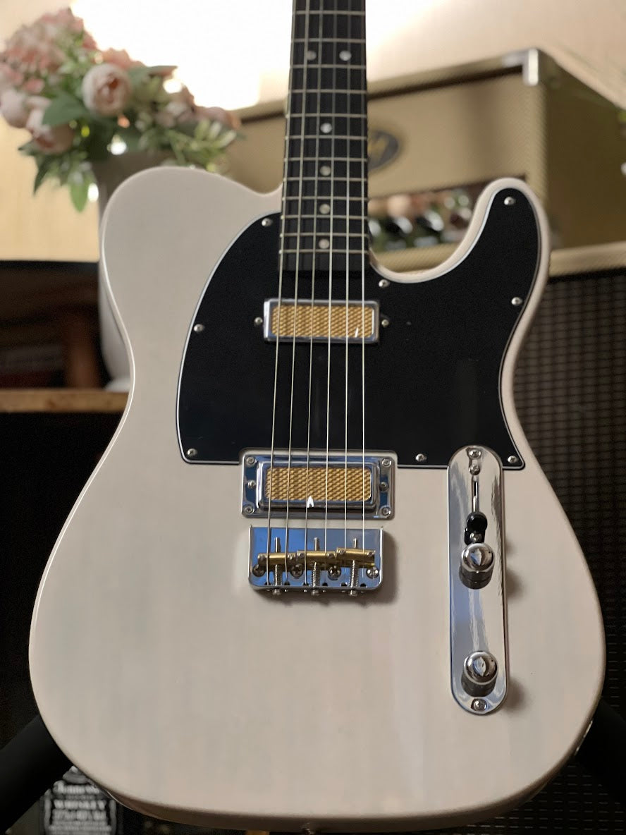 Fender Gold Foil Telecaster with Ebony FB in White Blonde
