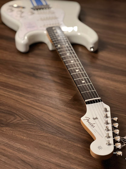Fender Japan Traditional II 60s Stratocaster with RW FB in Olympic White / Blue