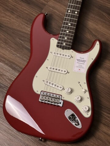 Fender Japan Traditional II 60s Stratocaster with RW FB in Aged Dakota Red