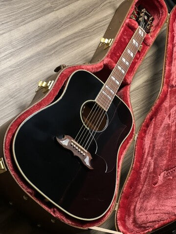 Gibson Elvis Dove in Ebony with Case