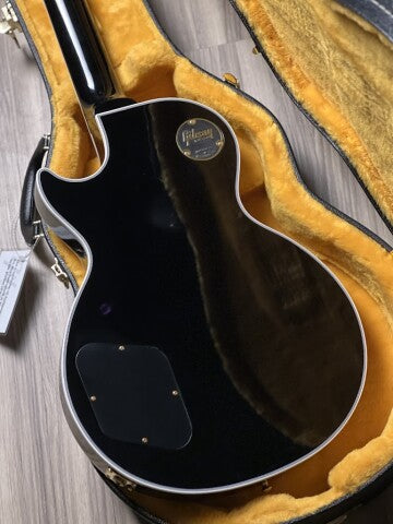 Gibson Les Paul Custom Ebony Fingerboard Gloss Ebony พร้อมเคส CS300235