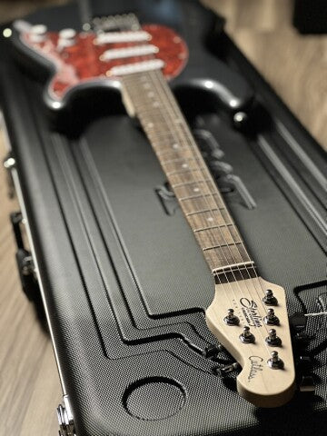 Sterling โดย Music Man Cutlass CT30SSS กับ Laurel FB สี Charcoal Frost