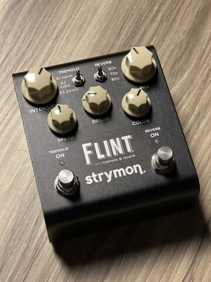 Strymon Flint 2FR Tremolo & Reverb Guitar Effects Pedal