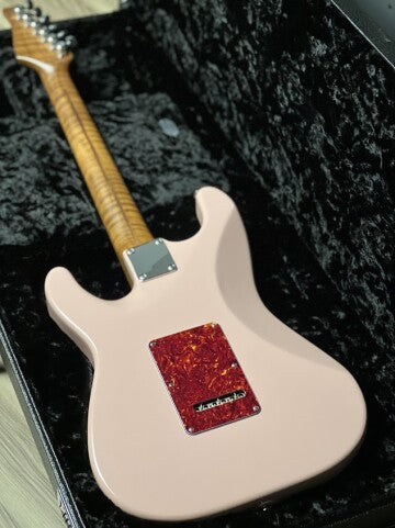 Suhr Classic Custom Antique in Shell Pink