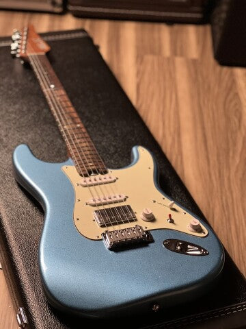 SLX Hawk Classic 22 HSS in Lake Placid Blue with Rosewood FB
