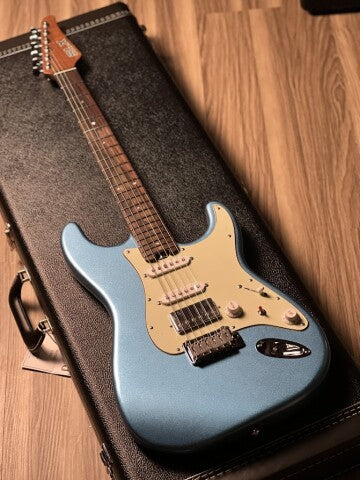 SLX Hawk Classic 22 HSS in Lake Placid Blue with Rosewood FB