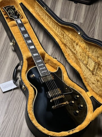 Gibson 1968 Les Paul Custom Reissue Gloss สี Ebony พร้อมกล่อง