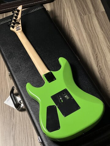 Kramer Snake Sabo Baretta Outfit in Green w/Gig Bag