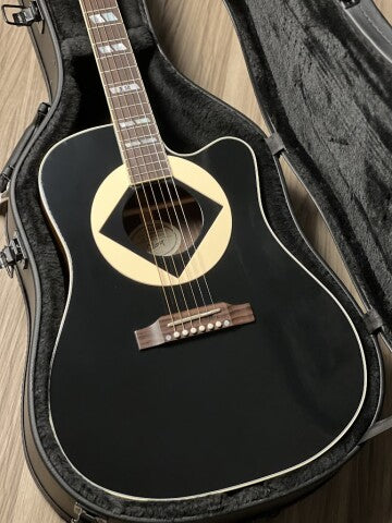 Gibson Jerry Cantrell Songwriter in Ebony w/Case