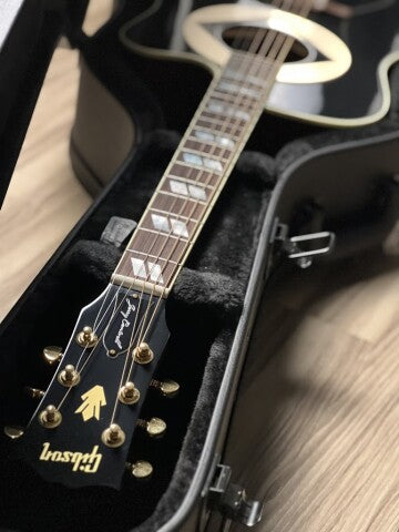 Gibson Jerry Cantrell Songwriter in Ebony w/Case