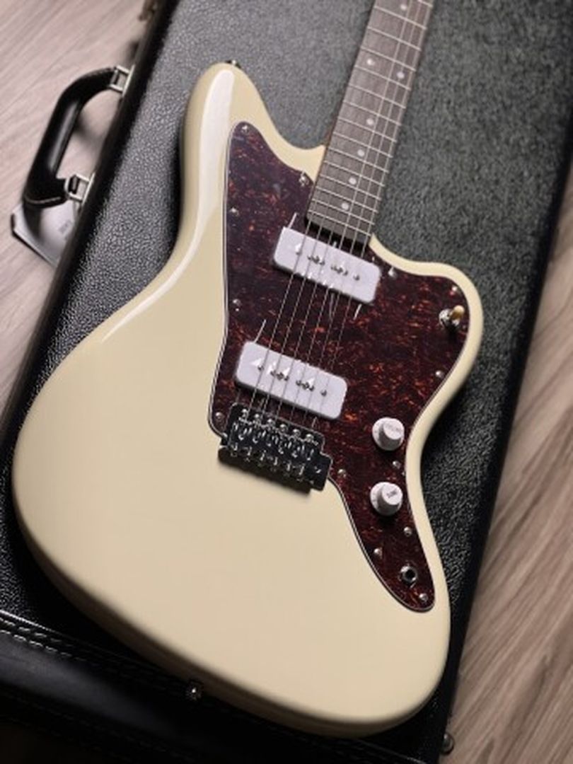 SQOE JM300 Roasted Maple Series in Vintage White