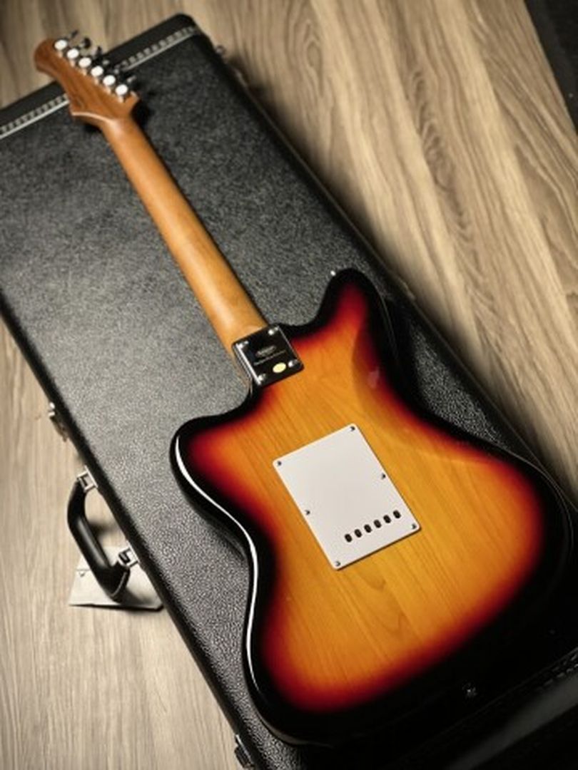 SQOE JM300 Roasted Maple Series in 3-Tone Sunburst