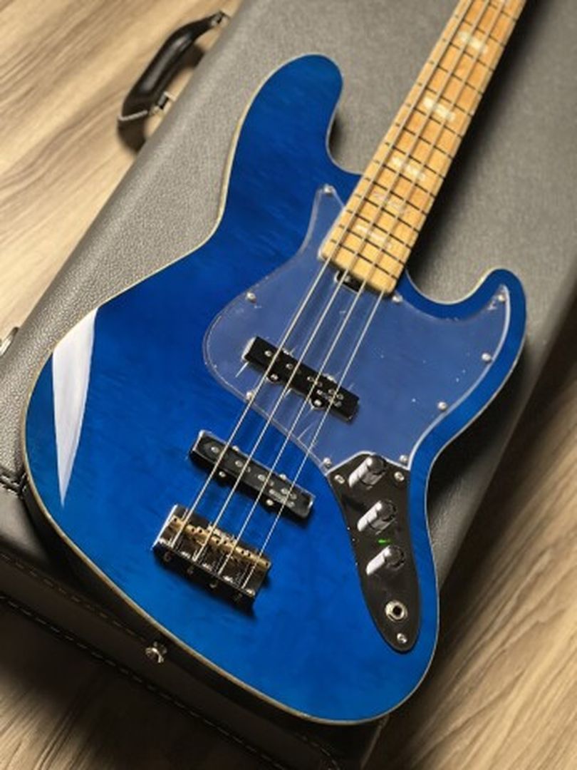 SQOE SJB800 Roasted Maple Series in Transparent Indigo Blue