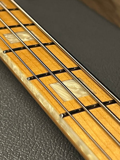 SQOE SJB800 Roasted Maple Series Bass in Transparent Indigo Blue