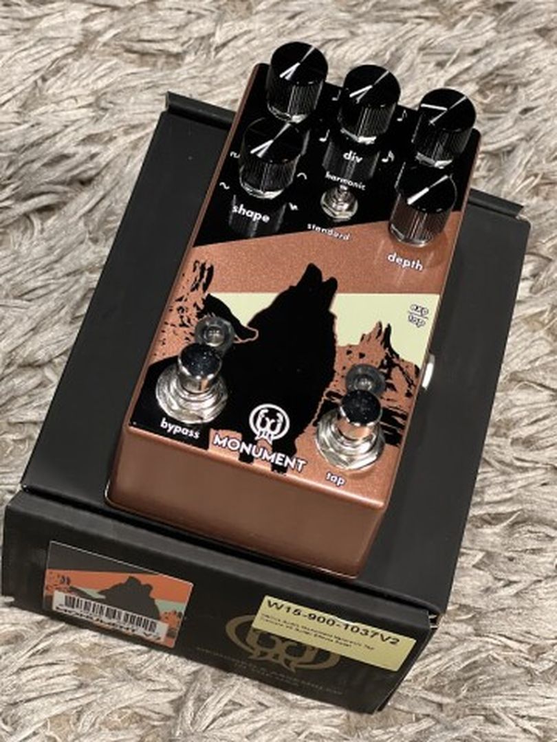 Walrus Audio Monument Harmonic Tap Tremolo V2 กีตาร์เอฟเฟ็กต์เหยียบ