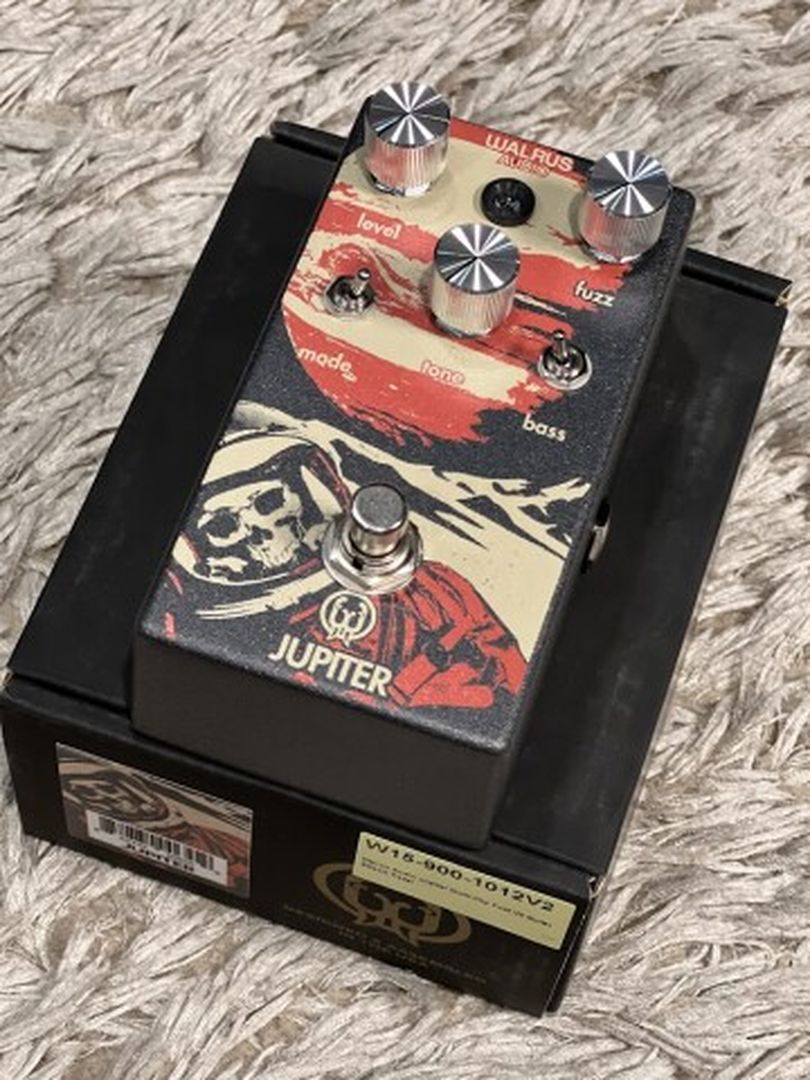 walrus fuzz pedal Walrus Audio Jupiter Multi-Clip Fuzz V2 Guitar Effects Pedal – nafiriguitar.com
