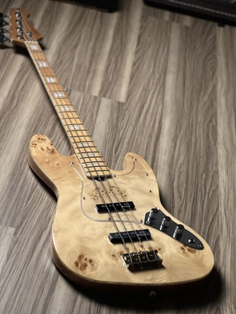 SQOE SJB700 Roasted Maple Series in Natural