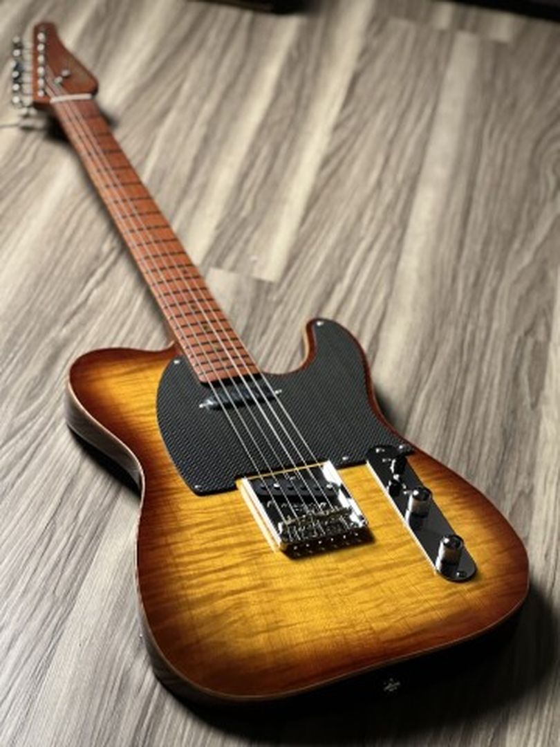 Soloking MT-1 FM Artisan พร้อมคอเปลวไฟย่างใน Honeyburst Nafiri Special Run JESCAR 