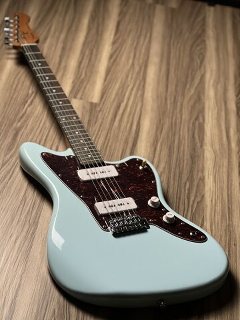 SQOE JM300 Roasted Maple Series in Sonic Blue