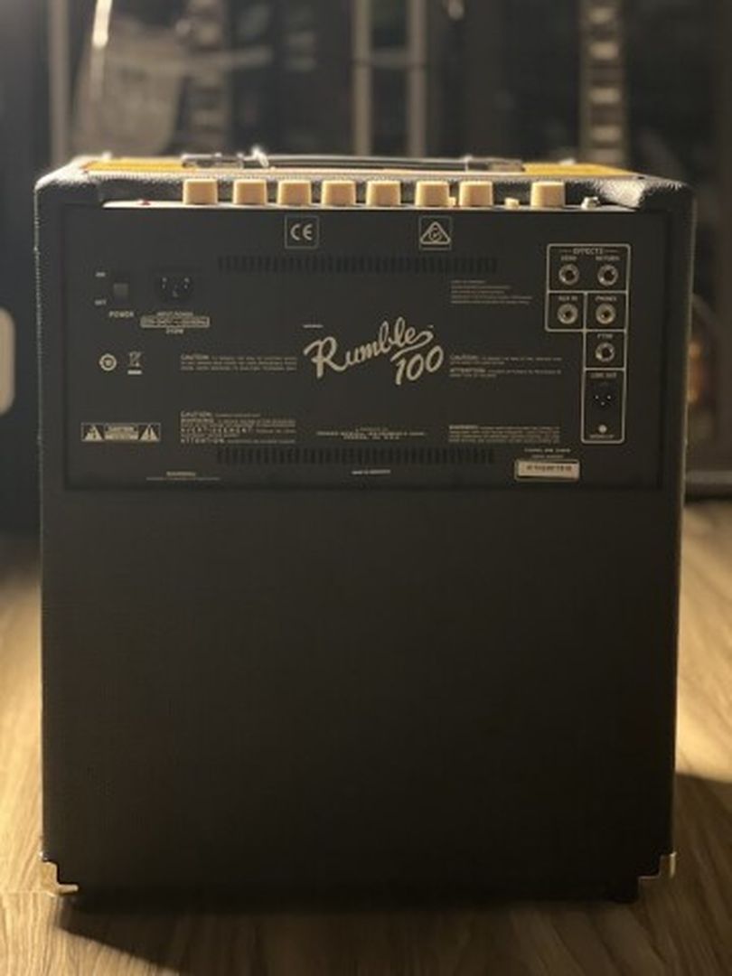 Fender Rumble 100 V3 Combo Bass Amplifier, 230V EU