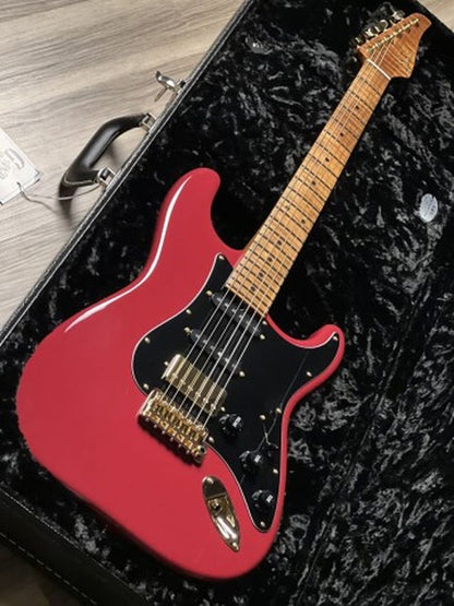 Suhr Classic Antique Custom Dakota Red with Gold Package